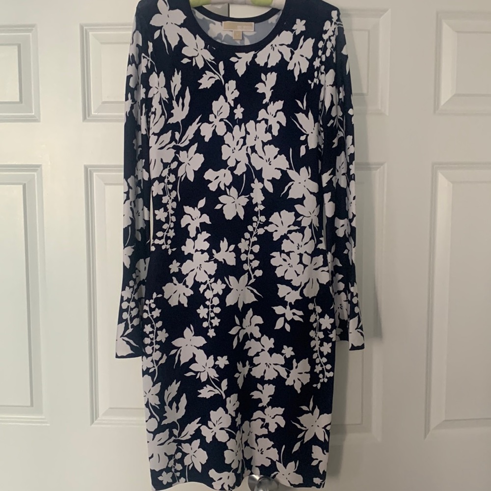 Beautiful Michael Kors dress with bell sleeves